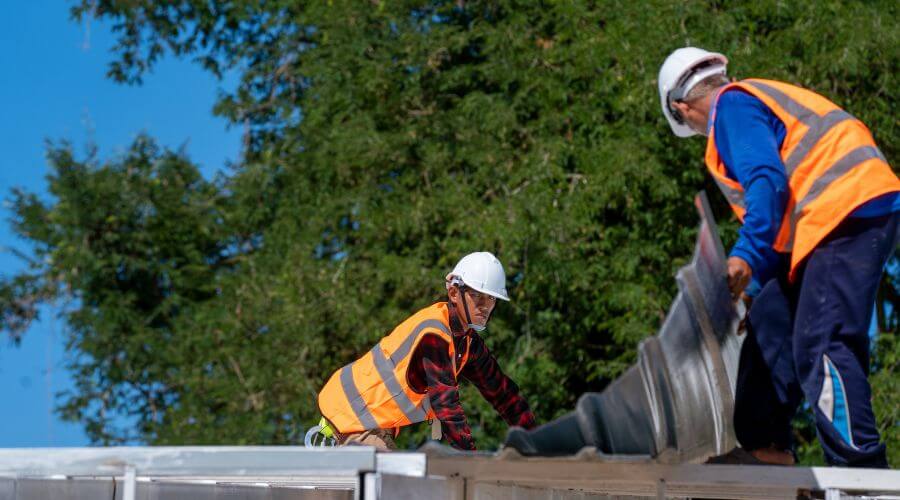 Expert top industrial roofings services in Farwell, NE